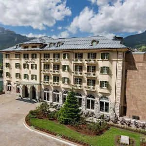 Grand Savoia Cortina D'ampezzo, A Radisson Collection Hotell