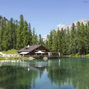 Lago Ghedina Bed & Breakfast